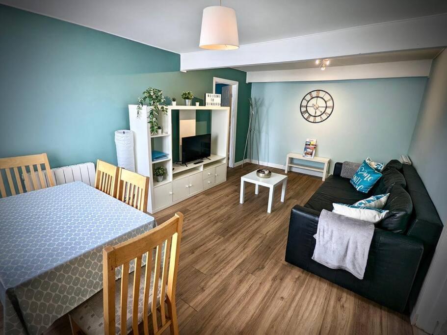 Cosy 2-Bedroom House In Leith Edimburgo Exterior foto